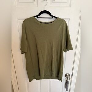 Banana Republic size XXL. Green/olive. Worn once.
